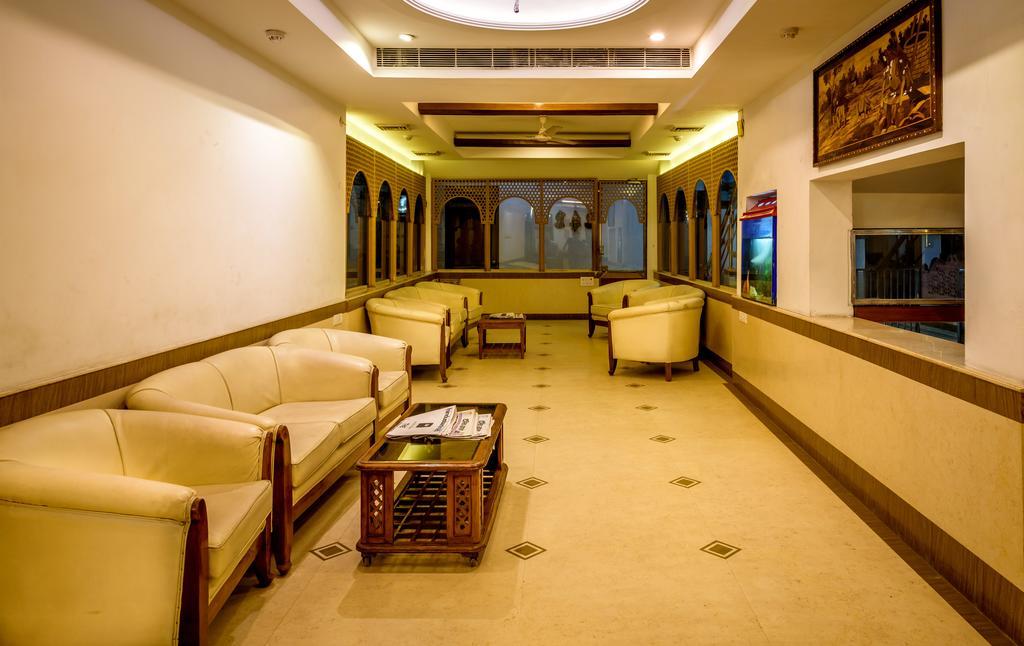 Hotel Solitaire Agra  Exterior photo